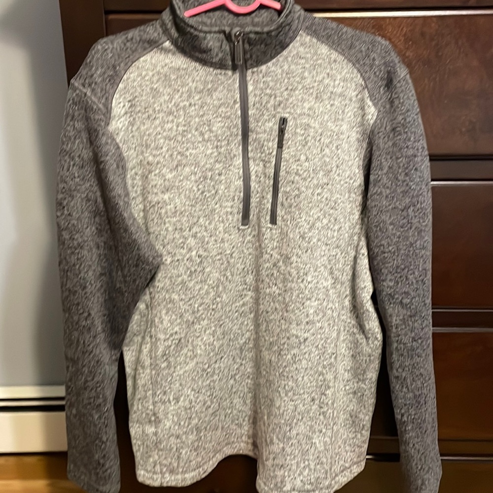 Mens Thiago and warm quarter zip.